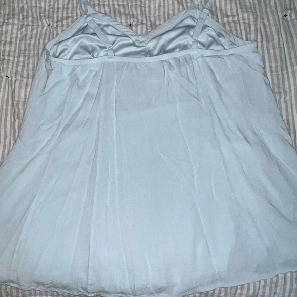 Top - Picture 2 of 3